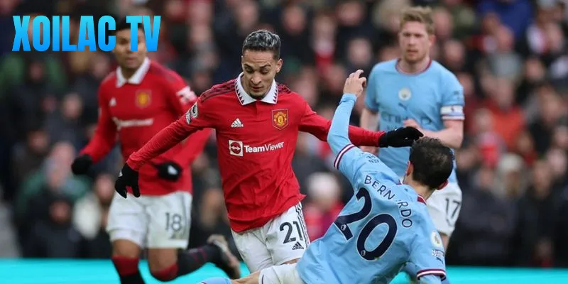 Các cầu thủ đang được Quỷ Đỏ để mắt tới