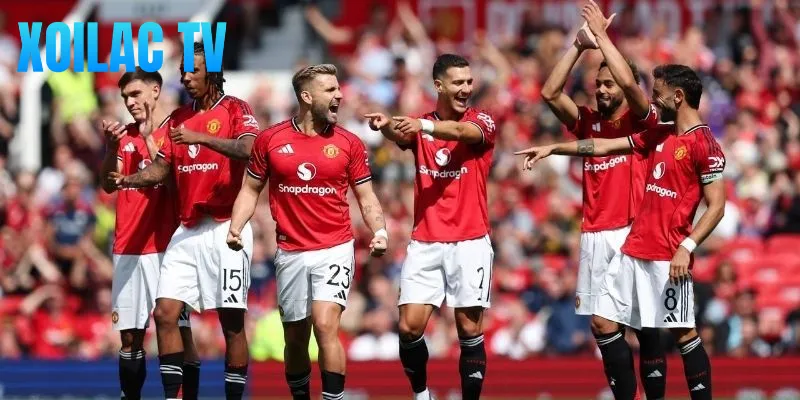 Manchester United sẽ ra sao nếu thay mới hai cánh?