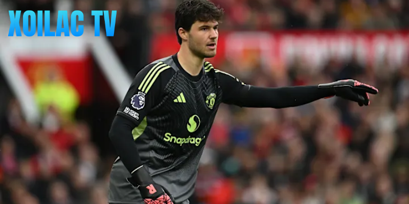 Thủ môn người Bỉ có nhiều pha cứu thua xuất thần